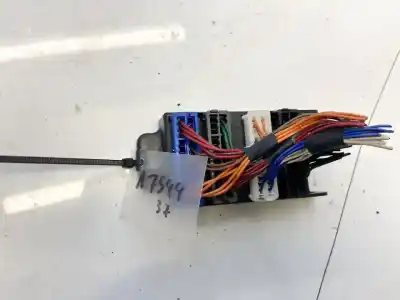 Second-hand car spare part fuse box unit for kia sorento 3.5 v6 ex oem iam references   