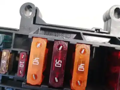 Second-hand car spare part fuse box unit for bmw 7-series, e65 / e66 / e67 /e68 2001.11 - 2008.06 730 d 160kw 2002.10 - 2008.06 oem iam references 69005820  