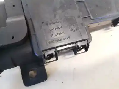 Second-hand car spare part fuse box unit for bmw 7-series, e65 / e66 / e67 /e68 2001.11 - 2008.06 730 d 160kw 2002.10 - 2008.06 oem iam references 61138387568  6113-8387568