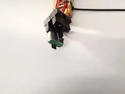 Pezzo di ricambio per auto di seconda mano relè per audi 80 avant 1.9 tdi riferimenti oem iam 443937105a  