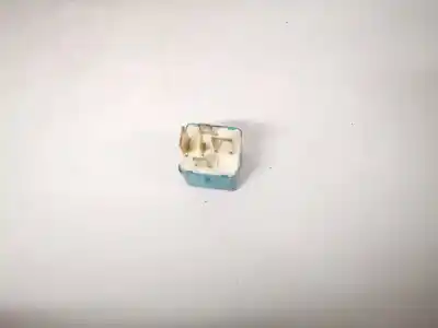 Pezzo di ricambio per auto di seconda mano relè per toyota corolla (e11) 2.0 d-4d linea sol riferimenti oem iam 9098704010  90987-04010, 156700-2230