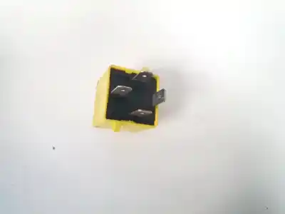 Second-hand car spare part relay for citroen c8 2.0 hdi sx oem iam references v23134b52x130  v23134-b52-x130