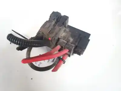 Pezzo di ricambio per auto di seconda mano scatola relè/fusibili per iveco daily, 2000.01 - 2005.12 2.3l 85kw 2000.01 - 2005.12 riferimenti oem iam   