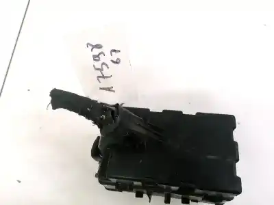 Second-hand car spare part fuse box unit for hyundai i30 1.6 crdi cat oem iam references   