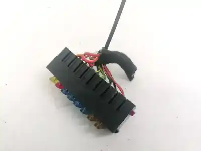 Second-hand car spare part fuse box unit for audi a6 avant (4f5) 2.4 oem iam references   