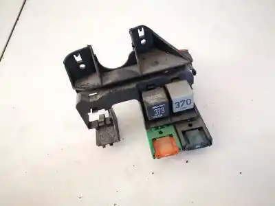 Pezzo di ricambio per auto di seconda mano  per AUDI A4 B6 (8E2)  Riferimenti OEM IAM 8E1937503  