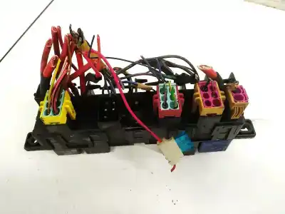 Second-hand car spare part fuse box unit for audi a6 avant (c4) 2.5 tdi oem iam references 4a0941822  896046