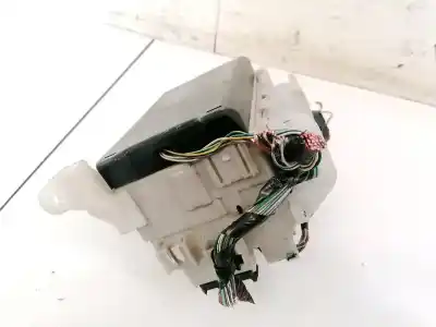 Second-hand car spare part fuse box unit for toyota corolla (e12) 2.0 d-4d linea luna berlina oem iam references   