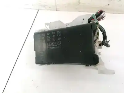 Second-hand car spare part fuse box unit for toyota corolla (e12) 2.0 d-4d linea luna berlina oem iam references   