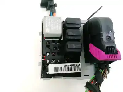 Second-hand car spare part fuse box unit for opel meriva b 1.7 16v cdti oem iam references 24430433  