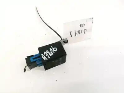 Pezzo di ricambio per auto di seconda mano relè per kia ceed (ed) 1.6 crdi 115 riferimenti oem iam 3951027010