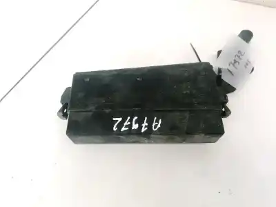 Recambio de automóvil de segunda mano de CAJA RELES -  FUSIBLES para OPEL VECTRA C (Z02)  referencias OEM IAM   