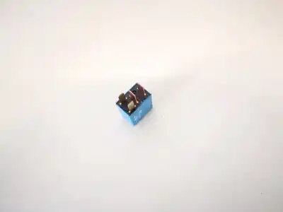 Second-hand car spare part relay for kia ceed (ed) 1.6 crdi 115 oem iam references 952242d000  95224-2d000