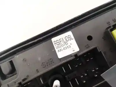 Second-hand car spare part fuse box unit for kia carens 2.0 crdi ex monovolumen oem iam references ak4313  ak-4313