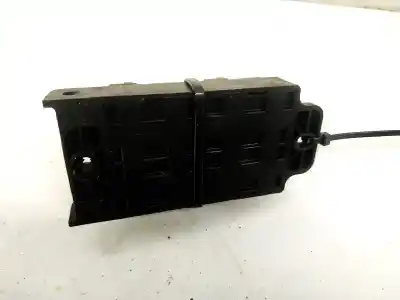 Second-hand car spare part fuse box unit for kia sorento 2.5 crdi ex oem iam references   