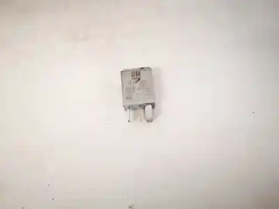 Peça sobressalente para automóvel em segunda mão  por OPEL MERIVA B  Referências OEM IAM 13100504  0332201100