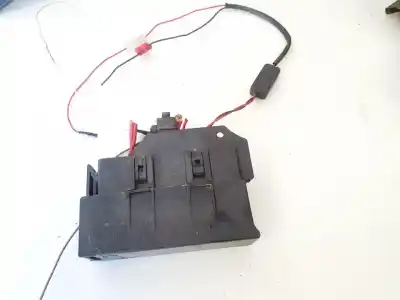 Second-hand car spare part fuse box unit for opel meriva b 1.7 16v cdti oem iam references 90589541  