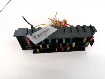 Recambio de automóvil de segunda mano de CAJA RELES -  FUSIBLES para RENAULT 19 (B/C/L53)  referencias OEM IAM   