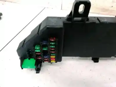 Second-hand car spare part fuse box unit for opel vectra c (z02) 2.2 dti 16v (f69) oem iam references 24443147  518777024