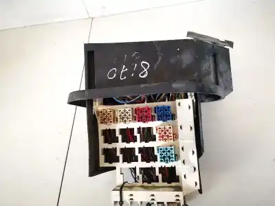 Peça sobressalente para automóvel em segunda mão caixa de fusíveis e relés por volvo v70 ii (285) 2.5 tdi referências oem iam 9162163