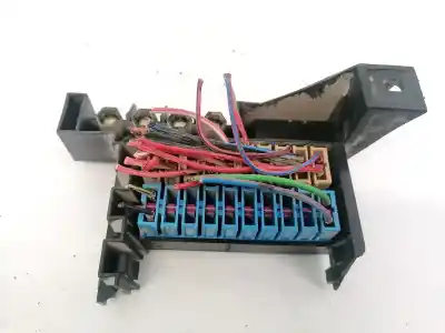 Pezzo di ricambio per auto di seconda mano scatola relè/fusibili per audi a8 (d2) 2.5 tdi riferimenti oem iam 4d0941824  