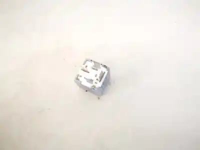 Second-hand car spare part relay for audi a8 (d2) 2.5 tdi oem iam references 443951253k  