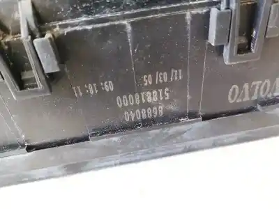 Second-hand car spare part fuse box unit for volvo v50 (545) 2.0 d oem iam references 8688040  518818000