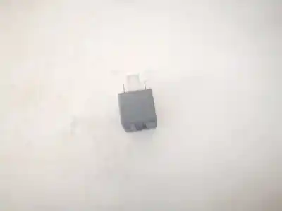 Second-hand car spare part relay for audi a6 c6 (4f2) 2.0 tdi oem iam references 8d0951253  v2134-j52-x300