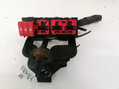 Peça sobressalente para automóvel em segunda mão Caixa De Fusíveis E Relés por CHRYSLER 300C, I 2005.01 - 2010.06 3.0 CRD 2005-2012 160KW 218HP Referências OEM IAM   