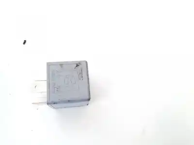 Second-hand car spare part relay for skoda superb (3u4) 2.0 tdi dpf oem iam references 8d0951253a  v23134-b52-x301