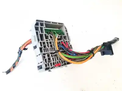 Second-hand car spare part fuse box unit for opel meriva b 1.7 16v cdti oem iam references 93363150  