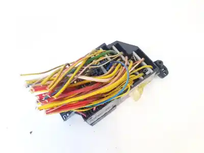 Peça sobressalente para automóvel em segunda mão caixa de fusíveis e relés por dacia logan (ls_) 1.5 dci (ls0k) referências oem iam 7703297507   Peça sobressalente para automóvel em segunda mão caixa de fusíveis e relés por dacia logan (ls_) 1.5 dci (ls0k) referências oem iam 7703297507