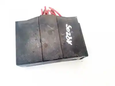 Second-hand car spare part fuse box unit for opel meriva b 1.7 16v cdti oem iam references 90589541  9403849