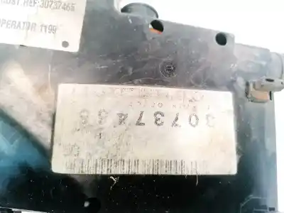 Second-hand car spare part fuse box unit for volvo v50 (545) 2.0 d oem iam references   