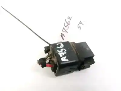 Pezzo di ricambio per auto di seconda mano relè per iveco daily, 2000.01 - 2005.12 2.3l 85kw 2000.01 - 2005.12 riferimenti oem iam 46520438  v23136a1001x46