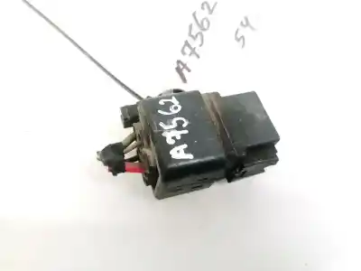 Pezzo di ricambio per auto di seconda mano relè per iveco daily, 2000.01 - 2005.12 2.3l 85kw 2000.01 - 2005.12 riferimenti oem iam 46520438  v23136a1001x46