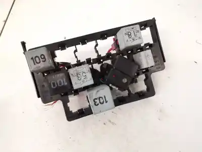 Peça sobressalente para automóvel em segunda mão  por VOLKSWAGEN POLO (9N1)  Referências OEM IAM 6Q0972595A  
