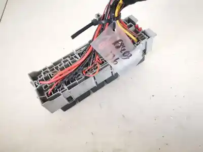 Second-hand car spare part fuse box unit for opel meriva b 1.7 16v cdti oem iam references   