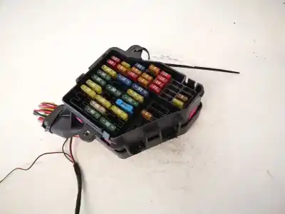 Second-hand car spare part fuse box unit for audi a4 avant (8e) 2.5 tdi (120kw) oem iam references  Second-hand car spare part fuse box unit for audi a4 avant (8e) 2.5 tdi (120kw) oem iam references