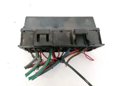 Peça sobressalente para automóvel em segunda mão caixa de fusíveis e relés por chrysler sebring (js) 2.0 crd referências oem iam 