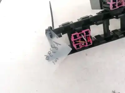 Second-hand car spare part fuse box unit for audi 80/90 (893) 1.8 oem iam references 893937503  