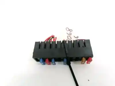 Second-hand car spare part fuse box unit for audi a6 avant (4f5) 2.7 tdi oem iam references 4d0937501