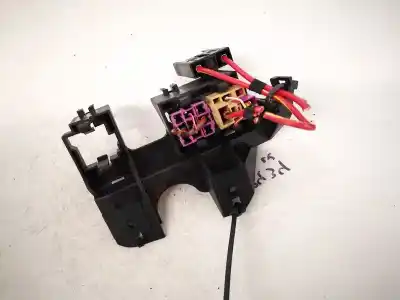 Piesă de schimb auto la mâna a doua panou siguranțe pentru audi a4, b7 2004.11 - 2008.06 2.0 tdi 103kw 2004.11 - 2008.06 referințe oem iam 8e1937503  