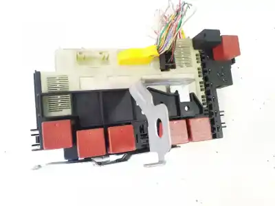 Peça sobressalente para automóvel em segunda mão caixa de fusíveis e relés por renault clio, 1998.09 - 2001.05 1.2 44kw 1999.03 - 2001.05 referências oem iam 216246542d