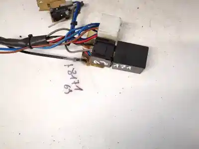 Peça sobressalente para automóvel em segunda mão relé para automóvel por audi 80 b4 avant (8c5) 1.9 tdi referências oem iam 0685352