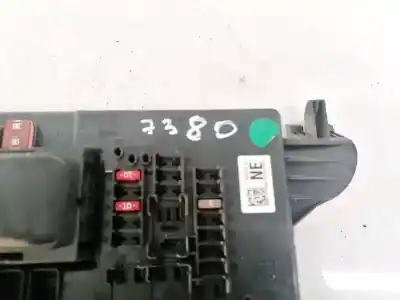 Second-hand car spare part fuse box unit for opel insignia a (g09) 2.0 cdti (68) oem iam references 13277321  21474617310 Second-hand car spare part fuse box unit for opel insignia a (g09) 2.0 cdti (68) oem iam references 13277321  21474617310