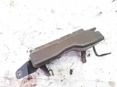 Second-hand car spare part fuse box unit for toyota corolla (e11) 2.0 d-4d linea sol oem iam references   