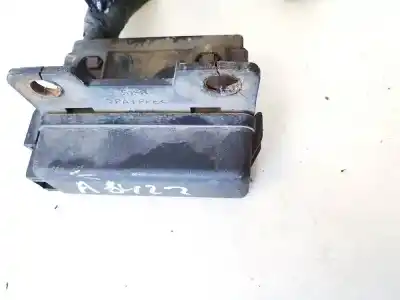 Second-hand car spare part fuse box unit for toyota corolla (e11) 2.0 d-4d linea sol oem iam references 5156  