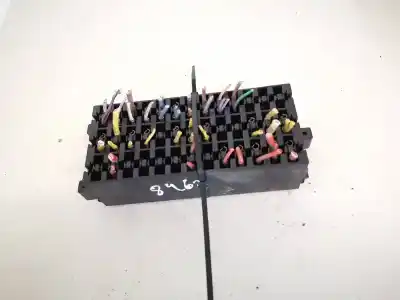 Second-hand car spare part fuse box unit for opel vivaro 1.9 cdti cat (f9q-760 / l08) oem iam references   