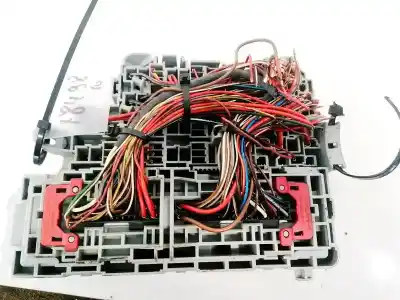 Second-hand car spare part fuse box unit for opel meriva b 1.7 16v cdti oem iam references 93363140  